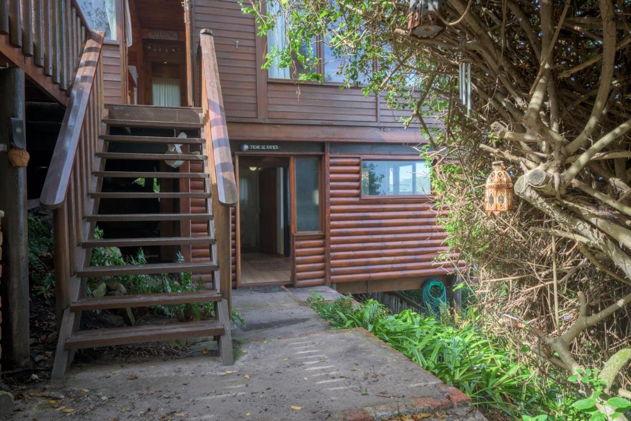 Vila Dis Al Oubosrand Exteriér fotografie